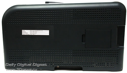 HP Color LaserJet CP1515n. Вид справа